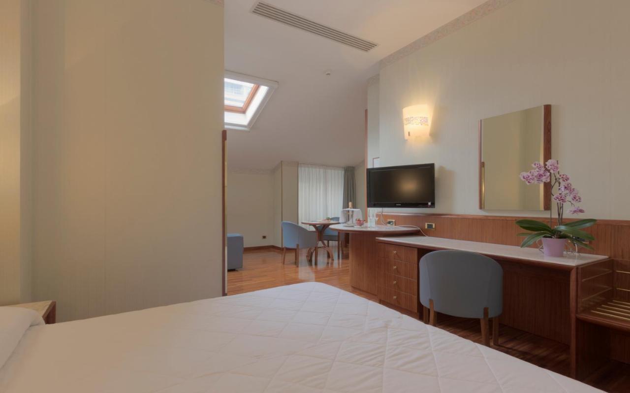 Palace Hotel Civitanova Marche Extérieur photo