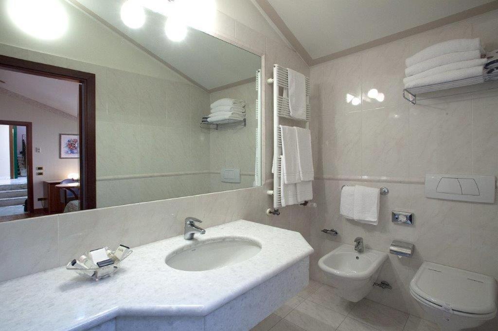Palace Hotel Civitanova Marche Extérieur photo
